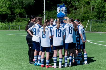 Die Mini-zebras schwören sich vor dem Pokalmatch ein
