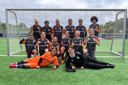 Die U13-Zebras gewannen ein Testspiel in Leverkusen mit 3:2
